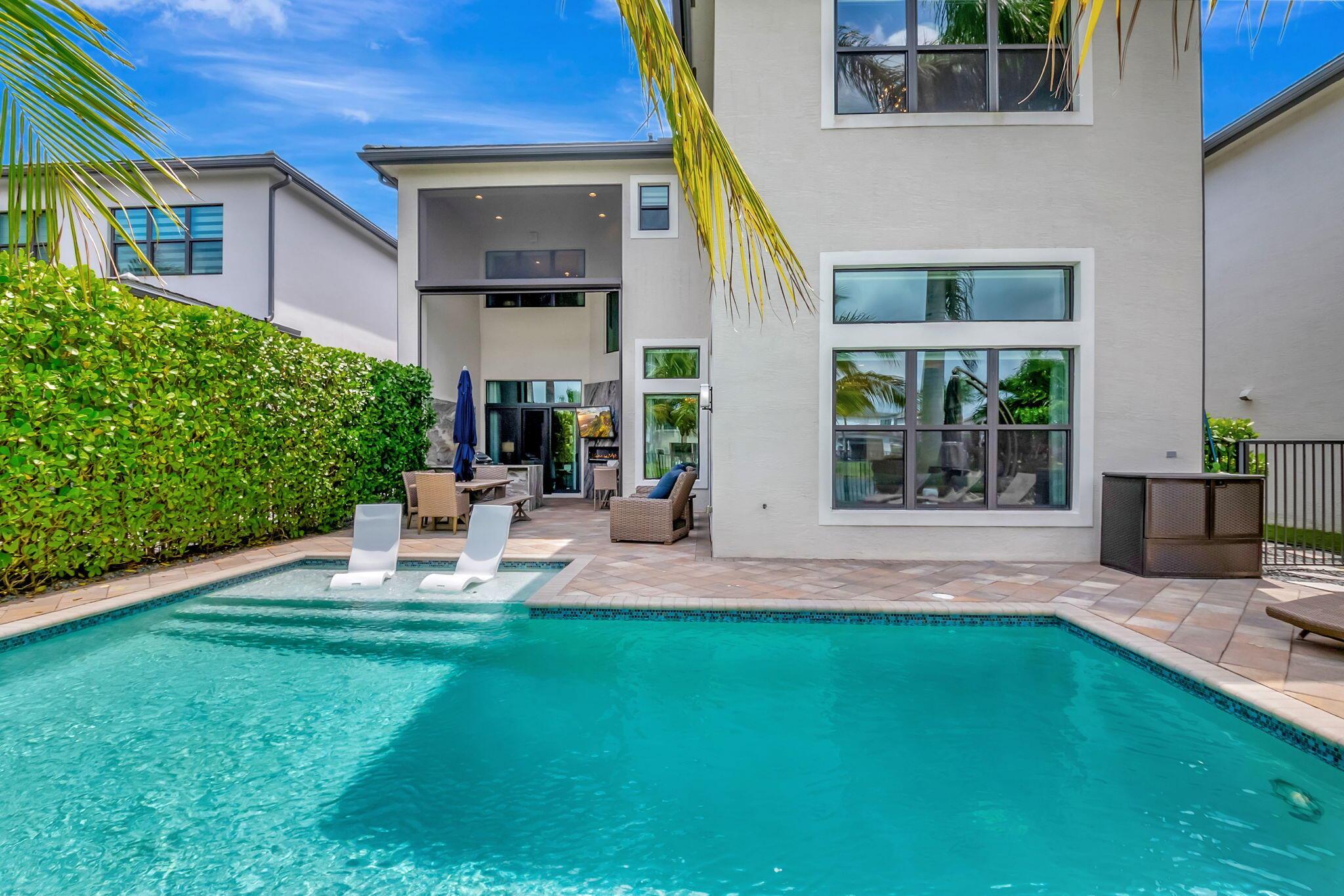 BOCA BRIDGES - Residential