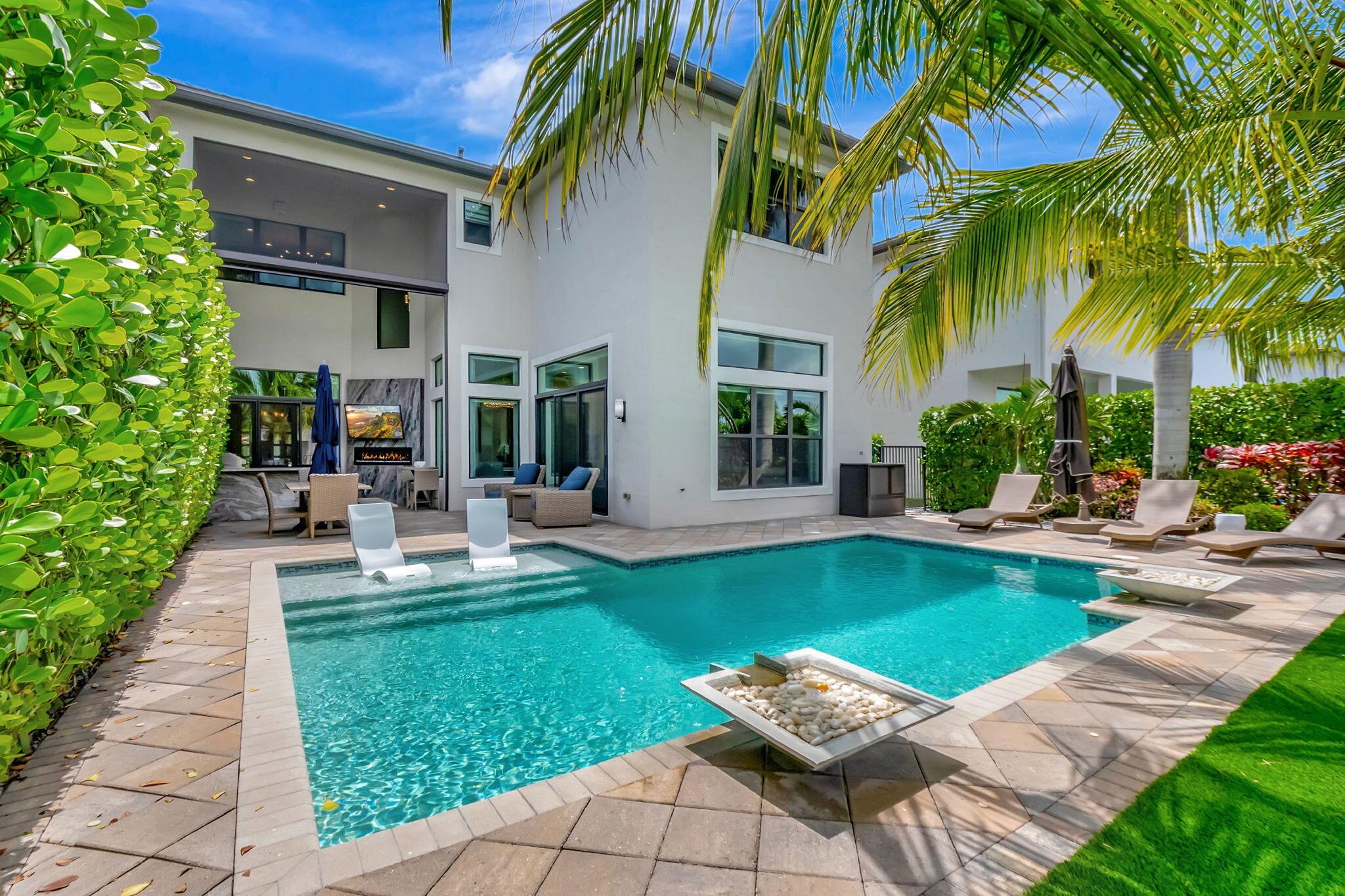 BOCA BRIDGES - Residential