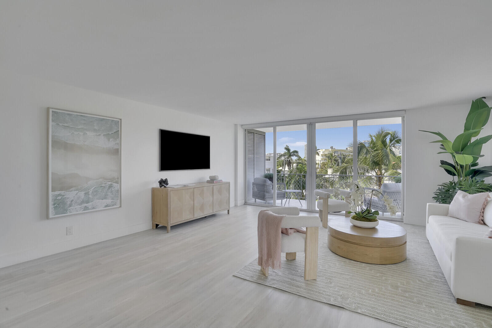 ISLAND HOUSE CONDO - Residential