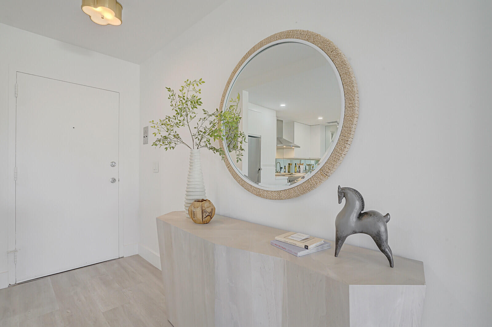 ISLAND HOUSE CONDO - Residential