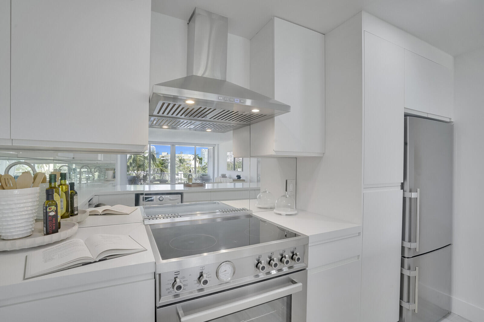 ISLAND HOUSE CONDO - Residential