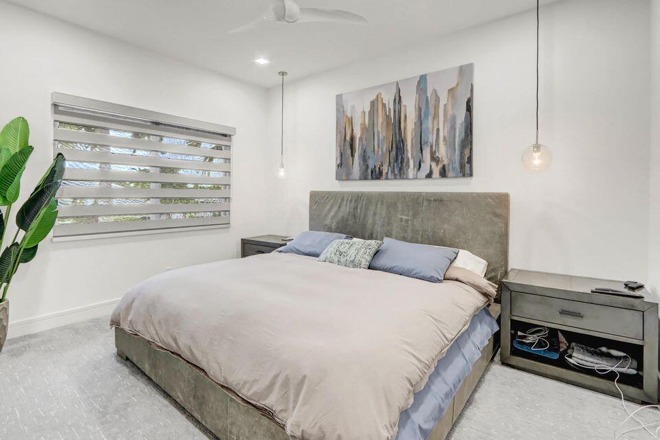 HAMILTON PLACE - Residential Lease