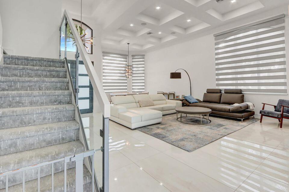 HAMILTON PLACE - Residential Lease