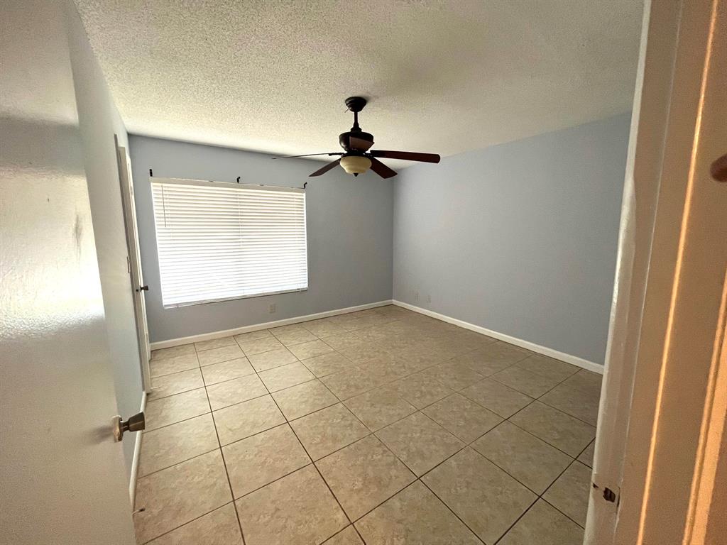 CASABLANCA ISLES CONDO - Residential Lease