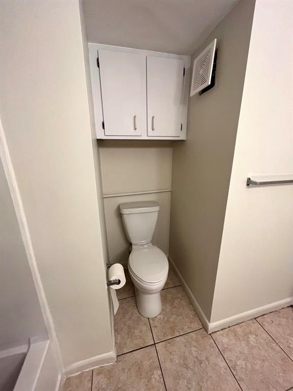 CASABLANCA ISLES CONDO - Residential Lease