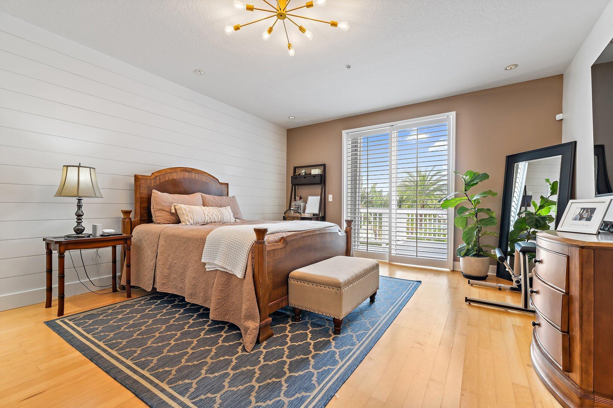 PALM BEACH SHORES - Residential