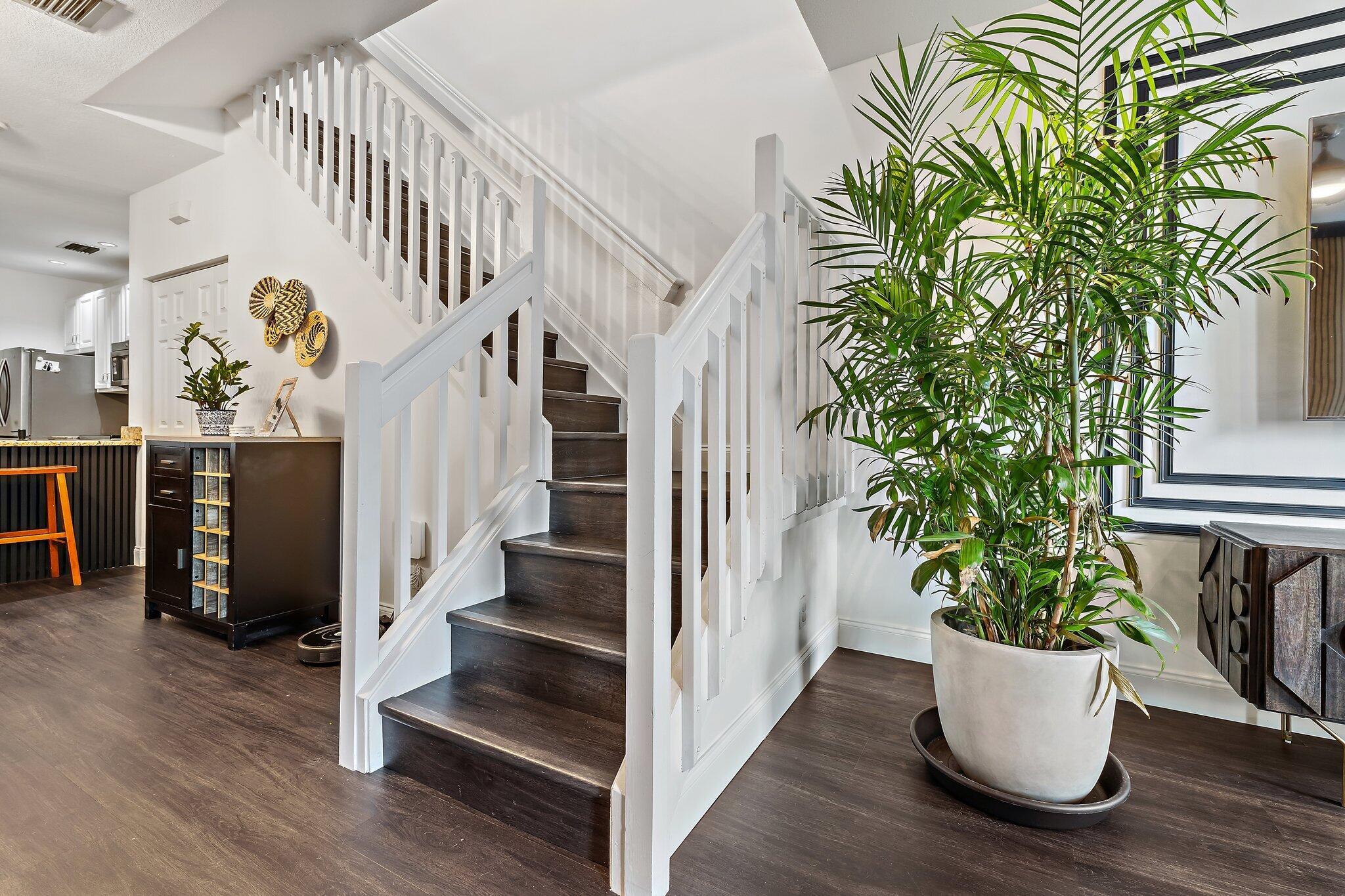 PALM BEACH SHORES - Residential