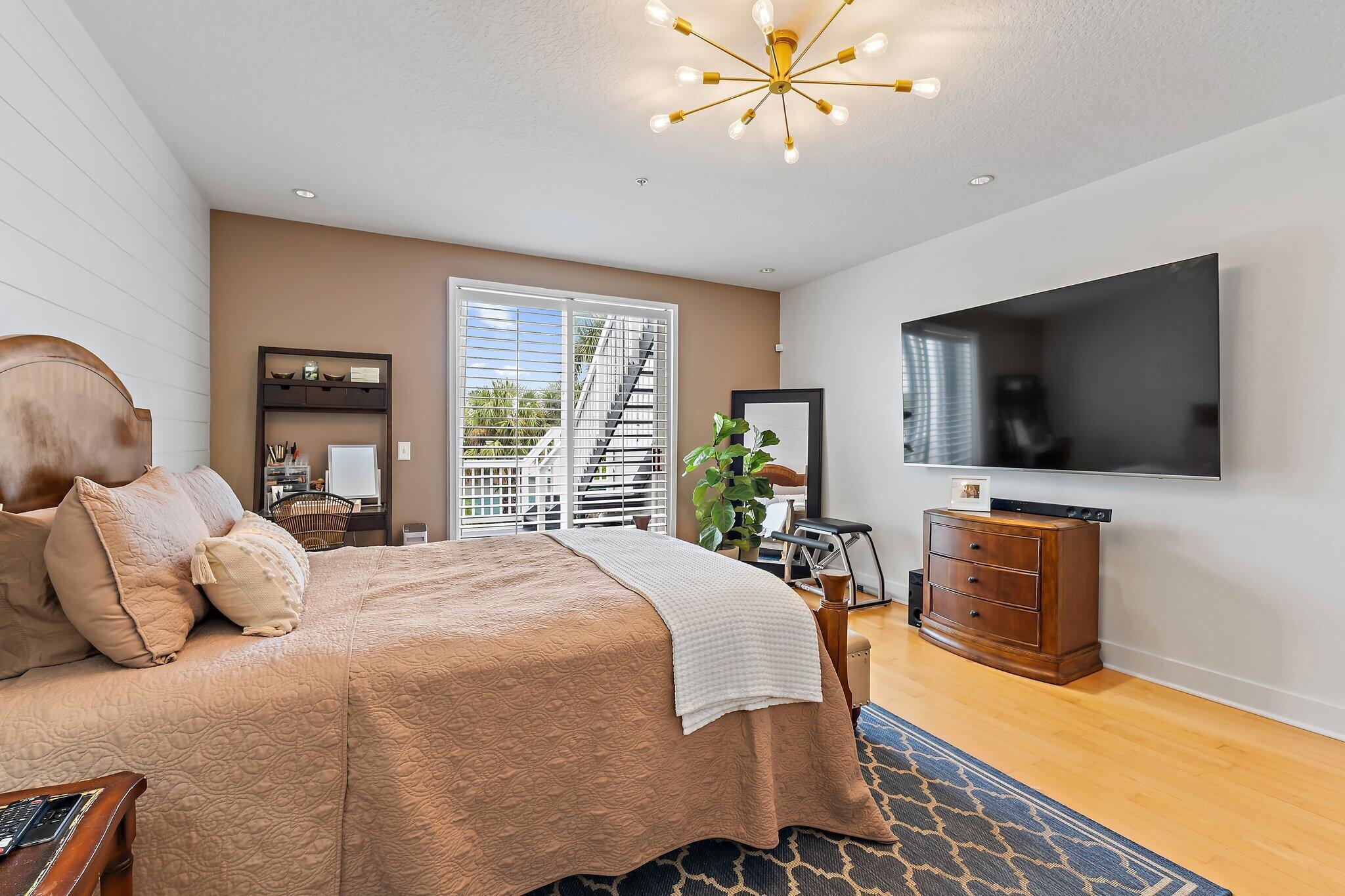 PALM BEACH SHORES - Residential