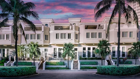 3035 Riomar St, Fort Lauderdale, FL MLS: F10441852