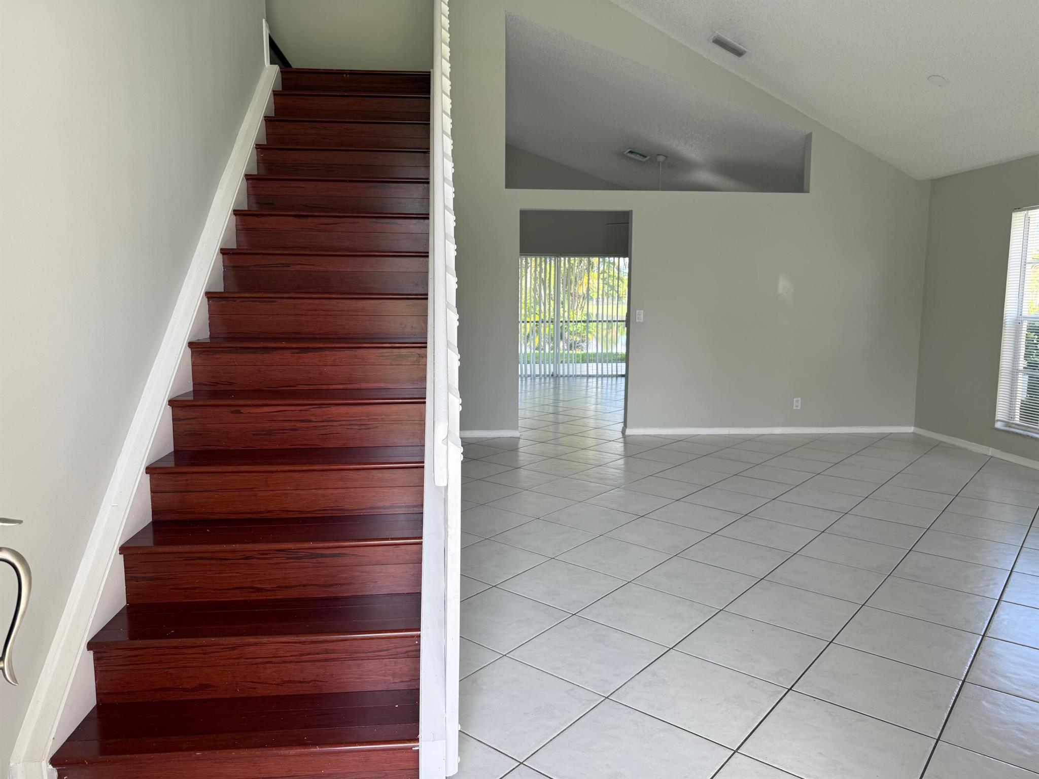 BOCA WINDS PAR F - Residential Lease