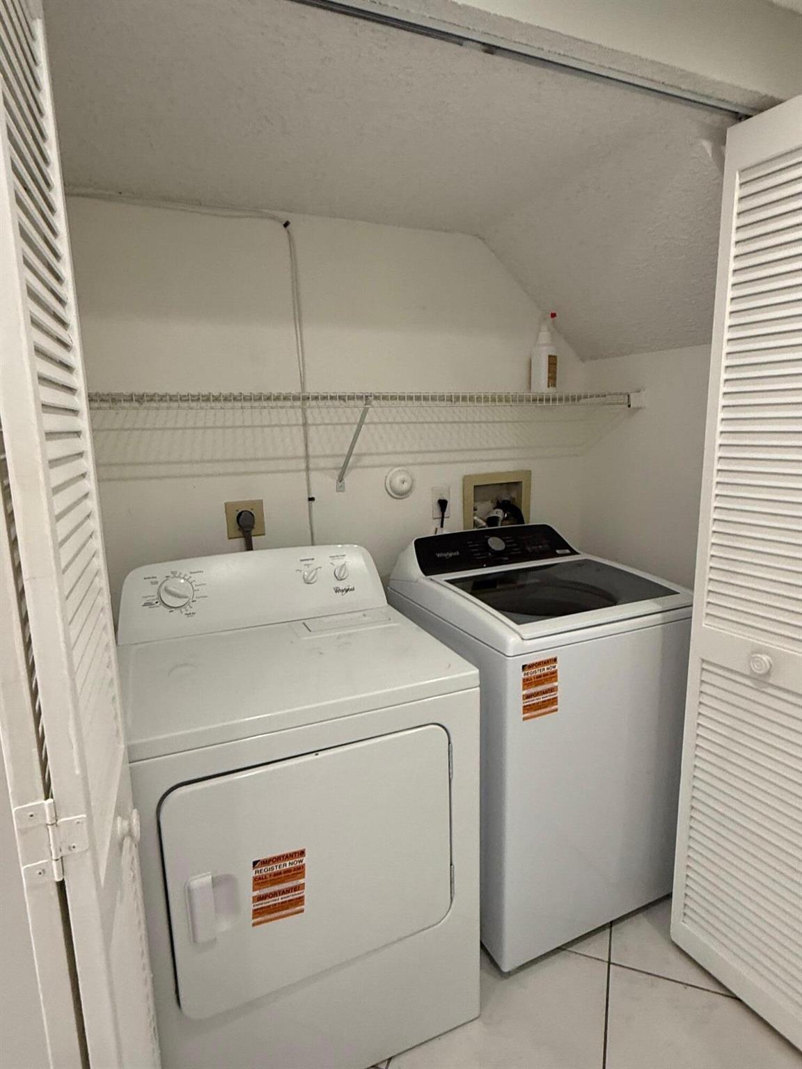 BOCA WINDS PAR F - Residential Lease