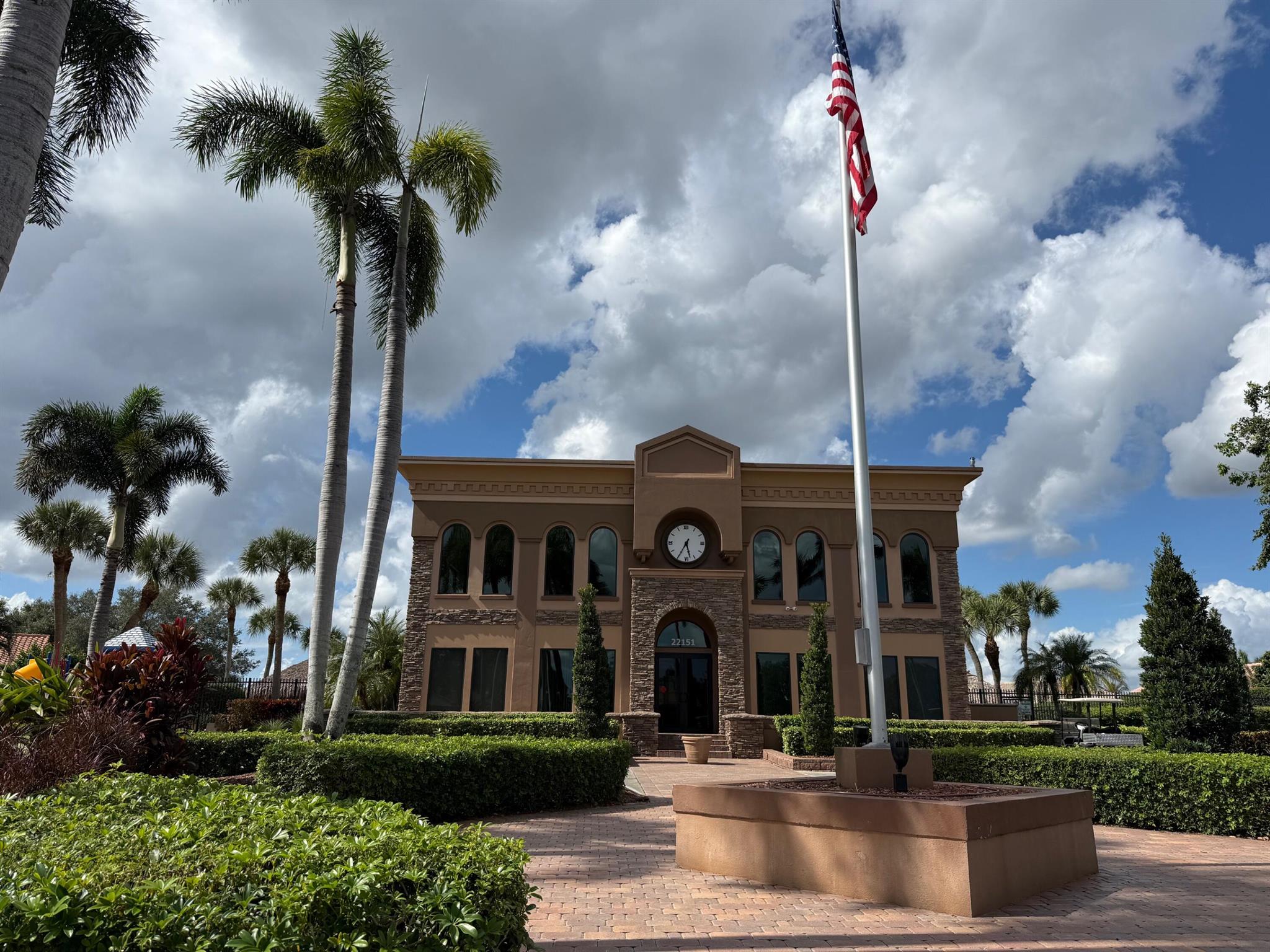 BOCA WINDS PAR F - Residential Lease