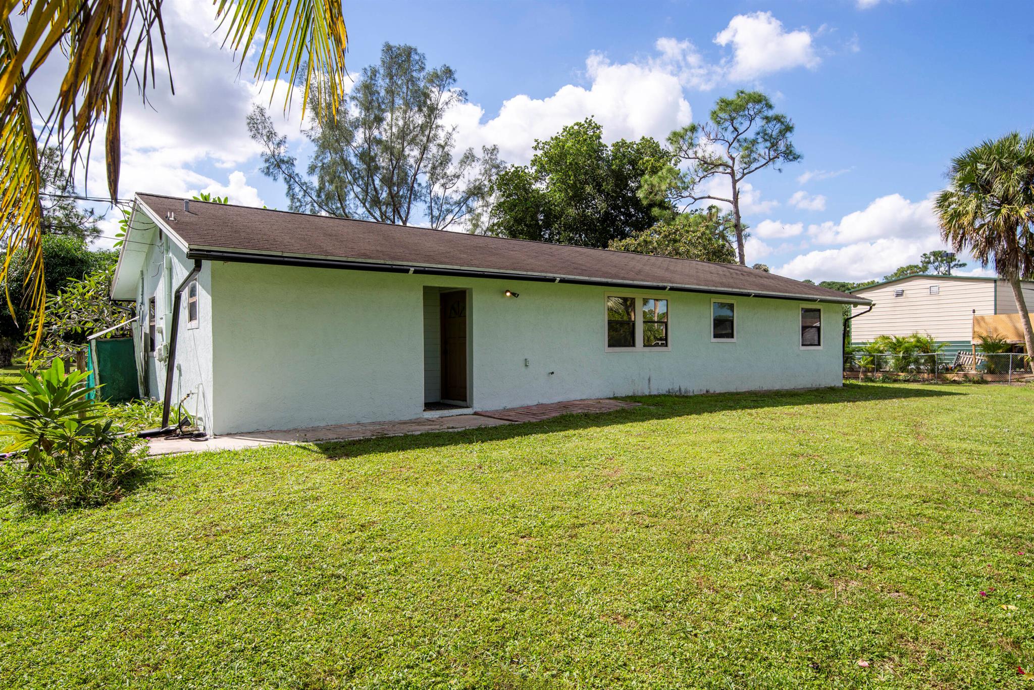 11078 60th Street N