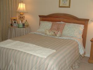 WHITEHALL CONDO - Residential Lease