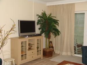 WHITEHALL CONDO - Residential Lease