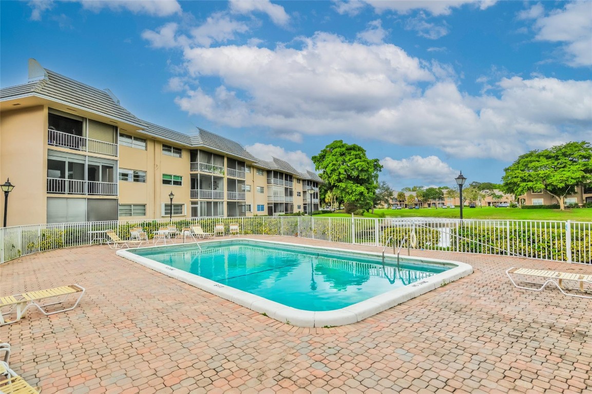 Lake Forest - Residential