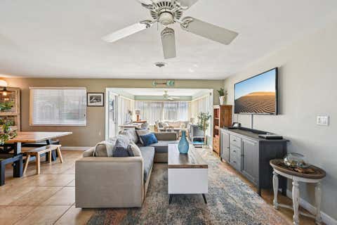 Tiny photo for 818 SE 9th Terrace, Deerfield Beach, FL 33441 (MLS # B26007388)