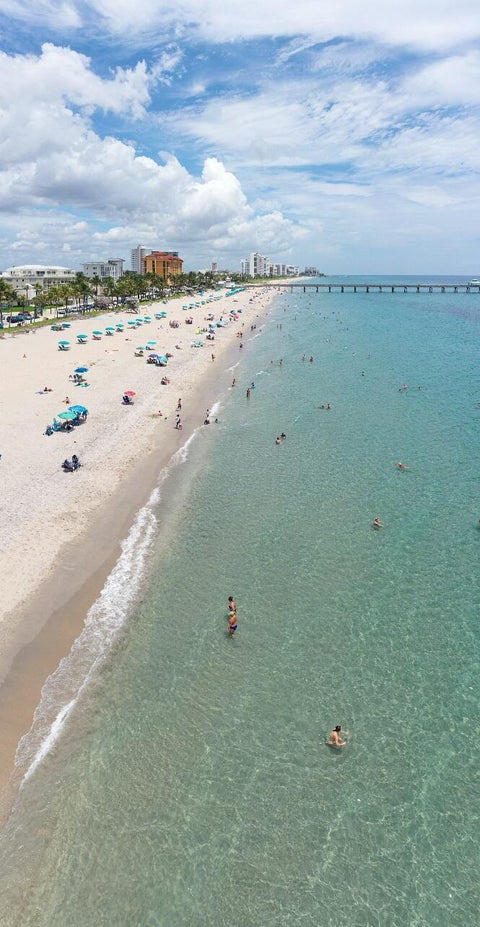 Tiny photo for 818 SE 9th Terrace, Deerfield Beach, FL 33441 (MLS # B26007388)