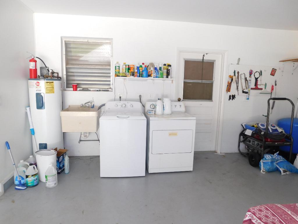 LAKEWOOD PARK UNIT 8A - Residential