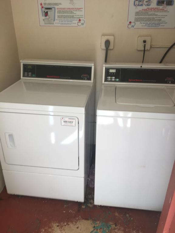 SPANISH OAKS CONDO - Residential Lease