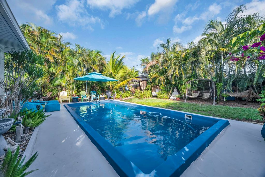 Photo of 761 Cypress Street, Port Saint Lucie, FL 34952 (MLS # R11127075)