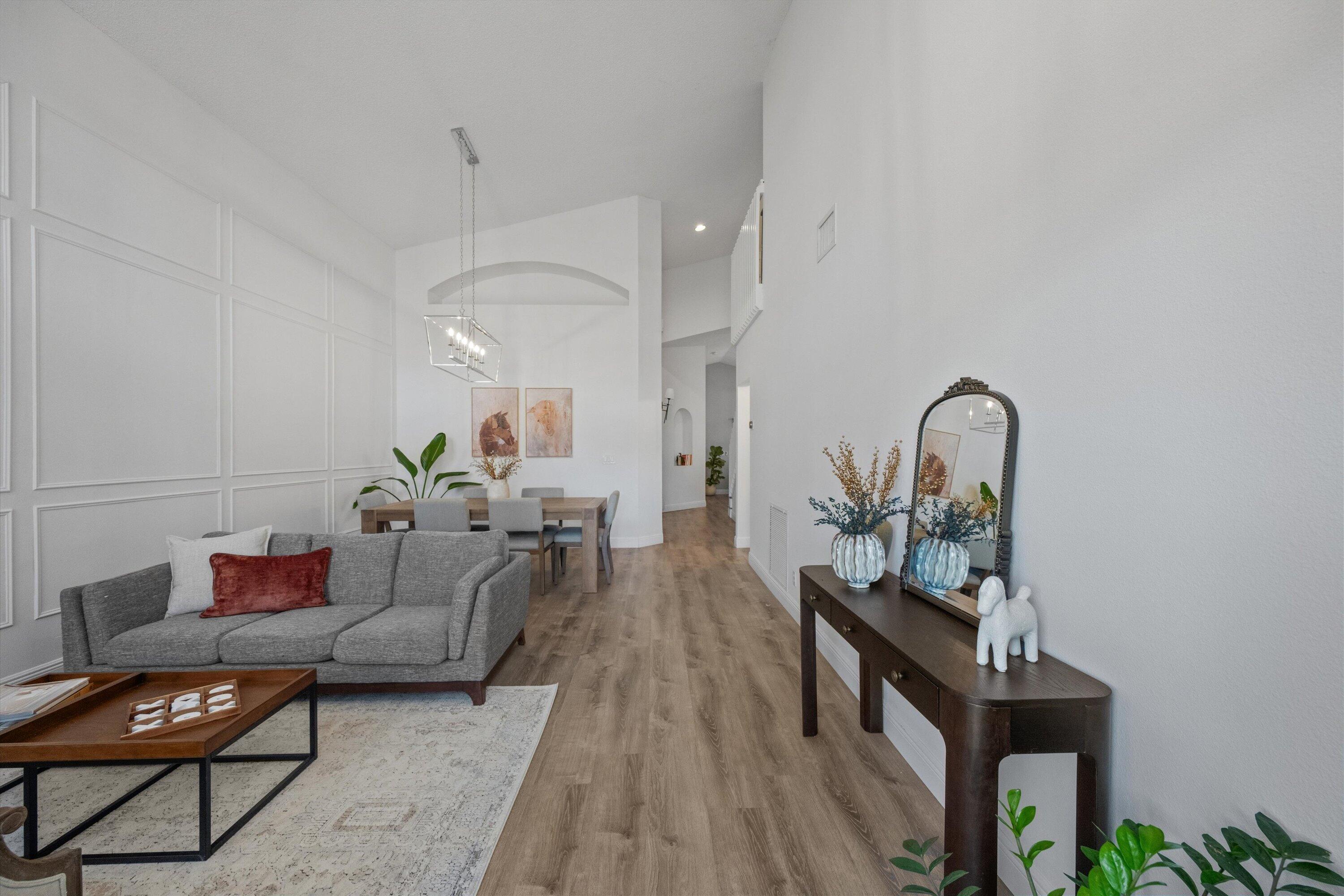 Properties 1610 LAKEFIELD NORTH Court