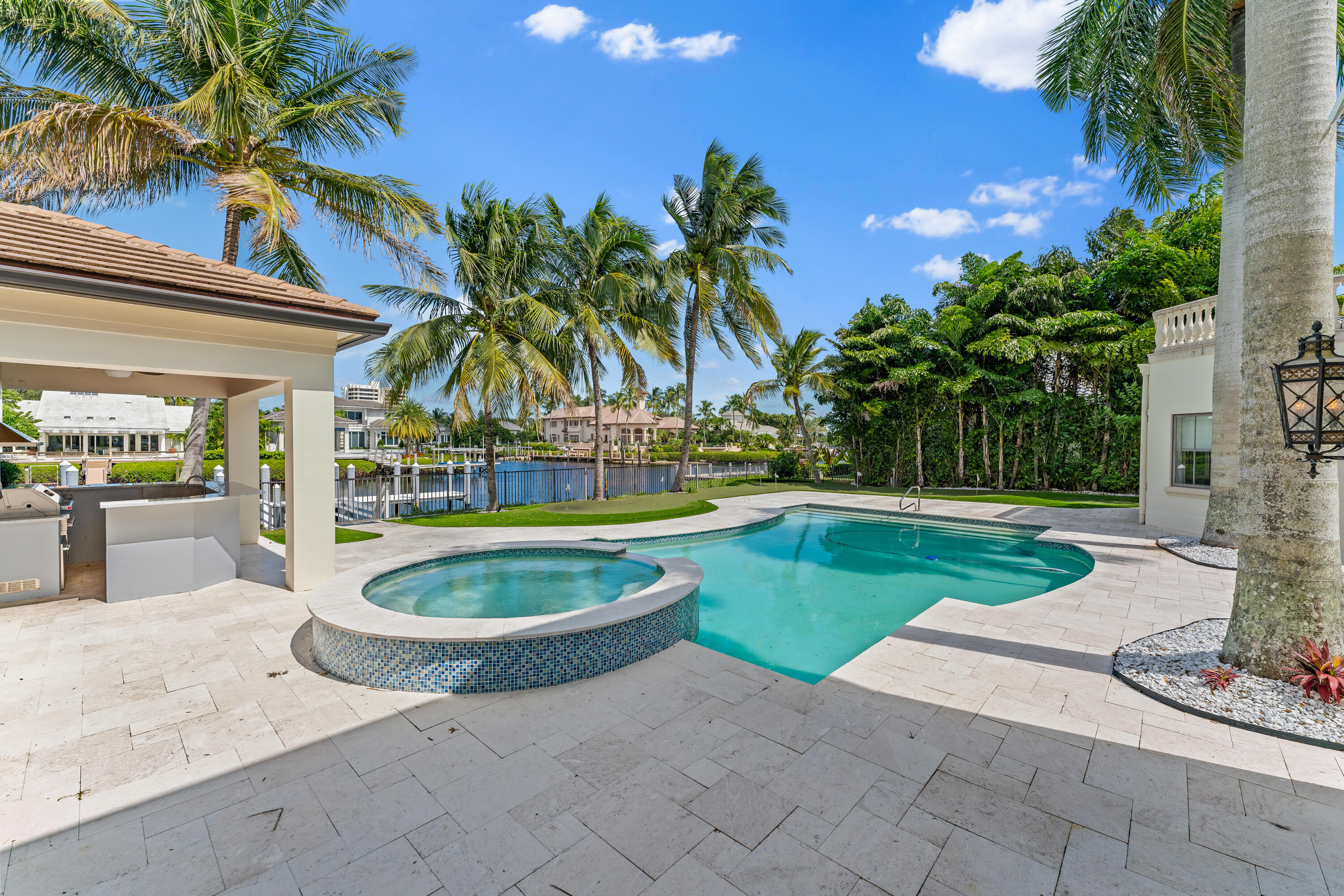 ADMIRALS COVE PAR C - Residential