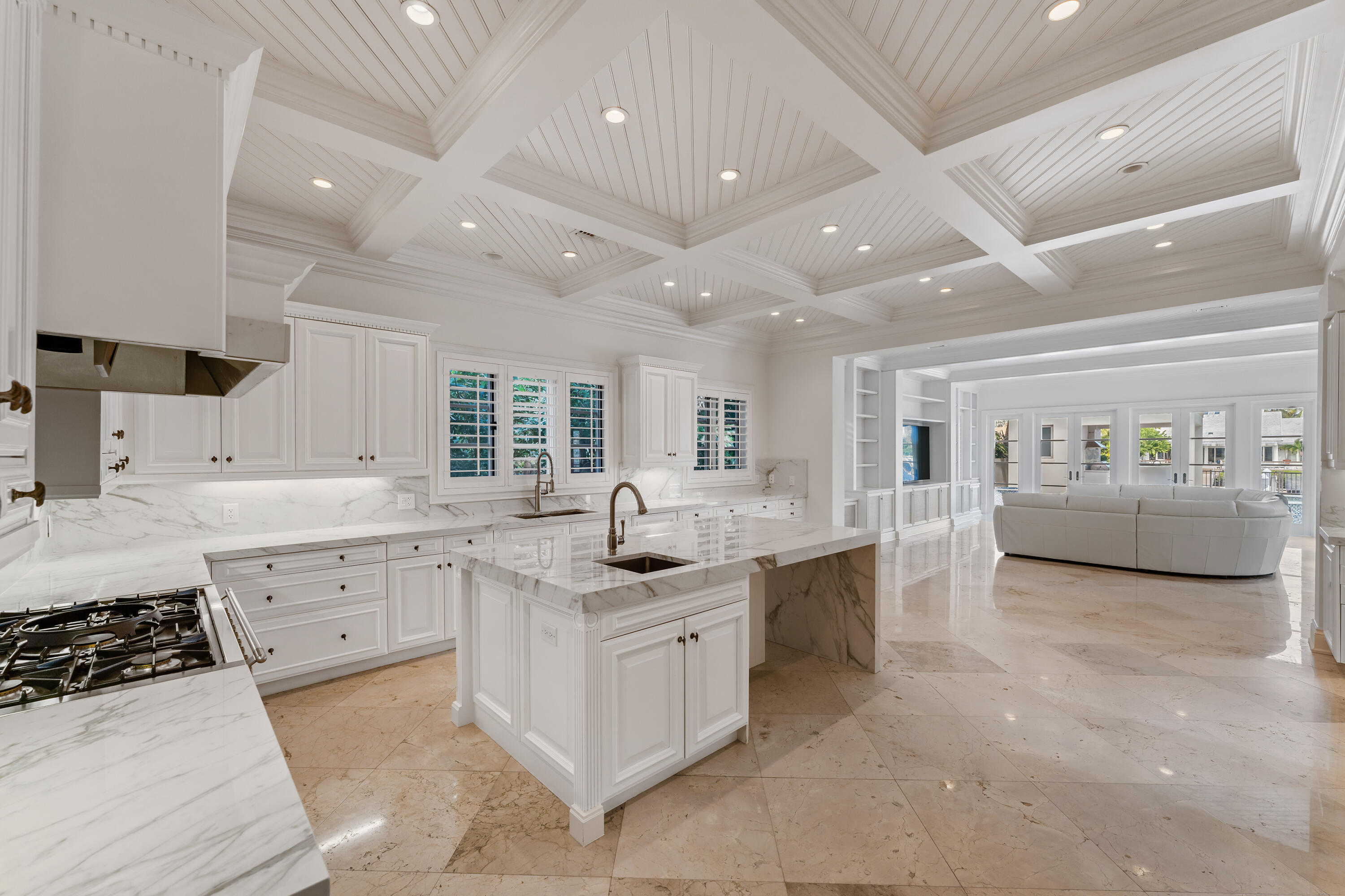 ADMIRALS COVE PAR C - Residential