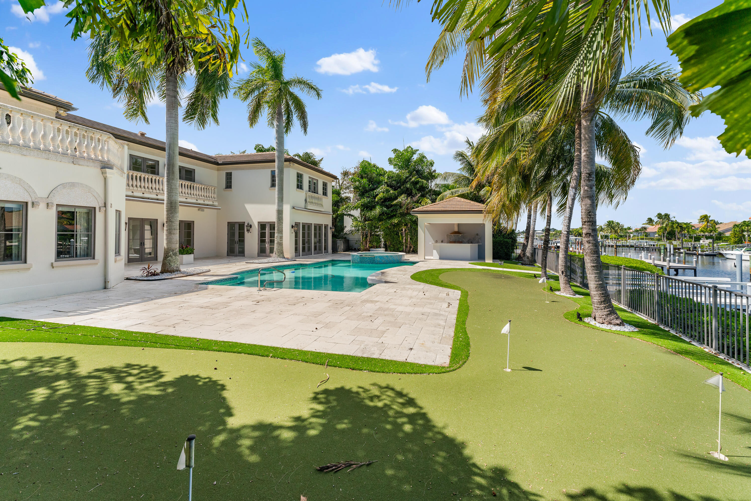 ADMIRALS COVE PAR C - Residential