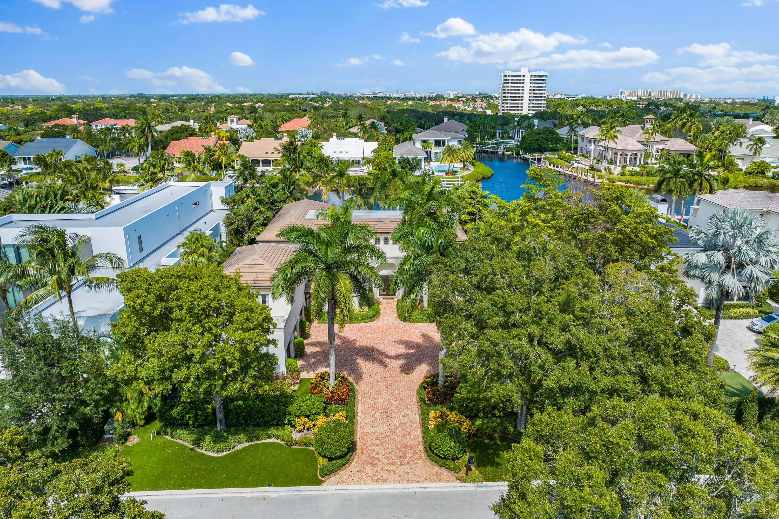 ADMIRALS COVE PAR C - Residential