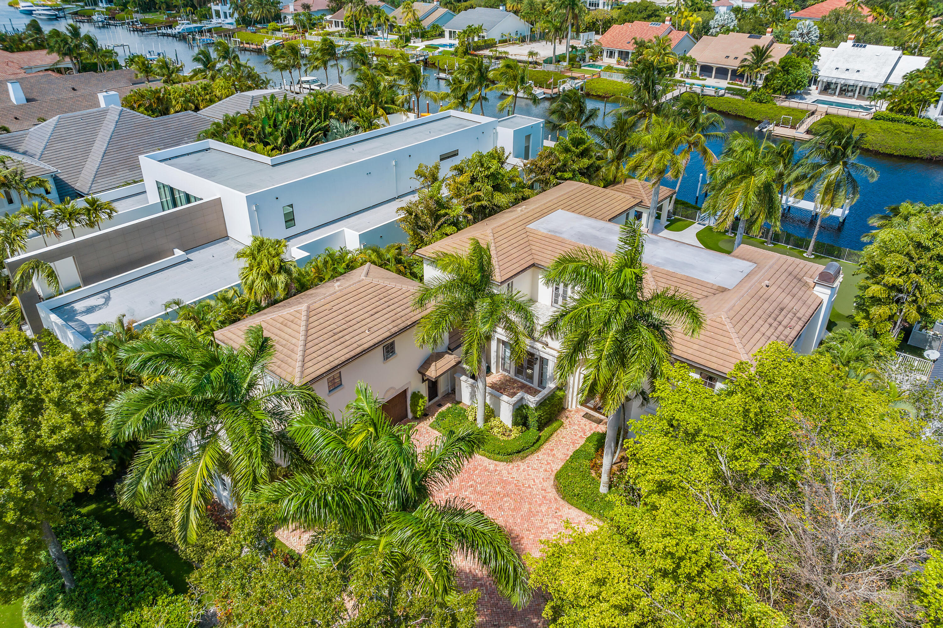 ADMIRALS COVE PAR C - Residential