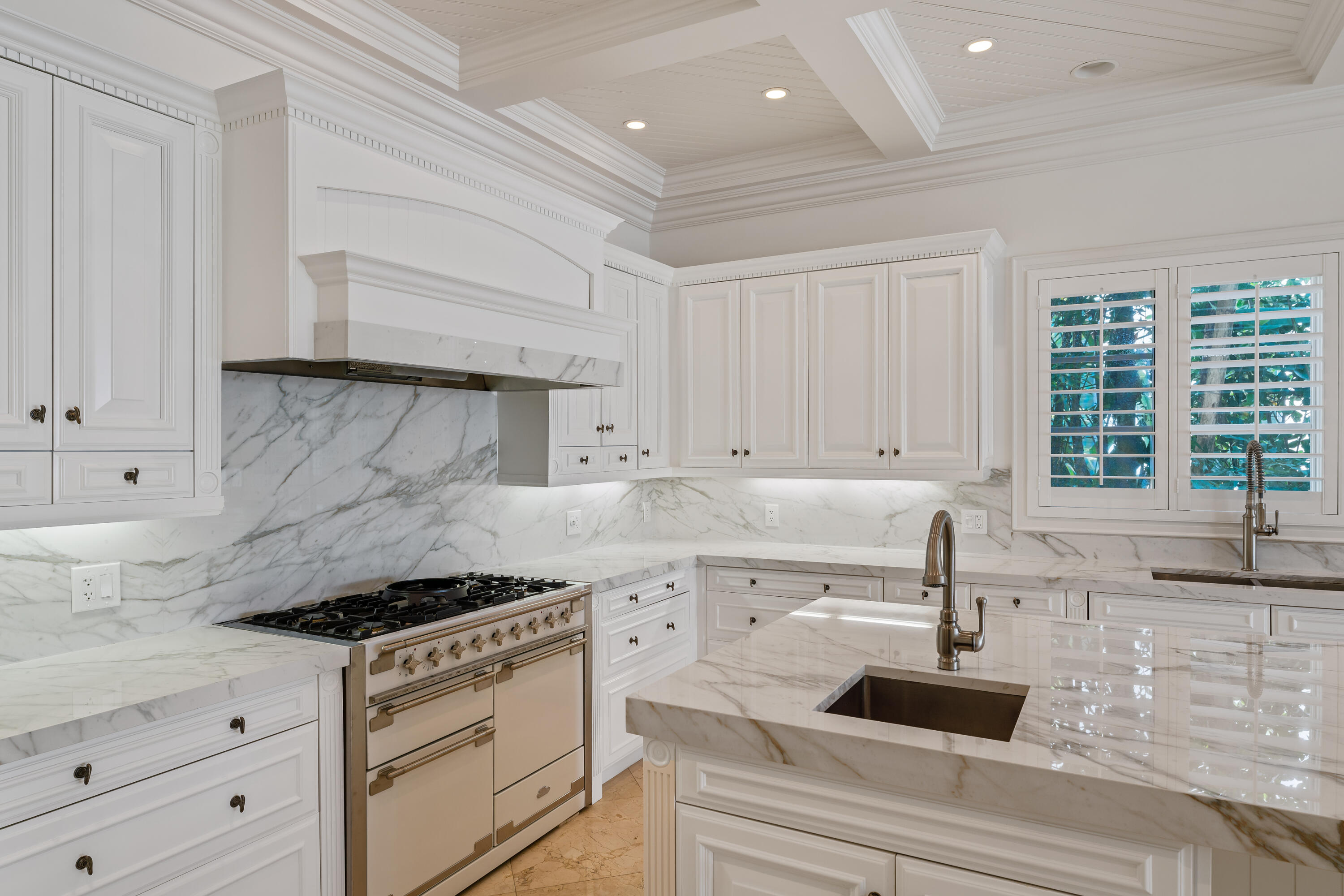 ADMIRALS COVE PAR C - Residential