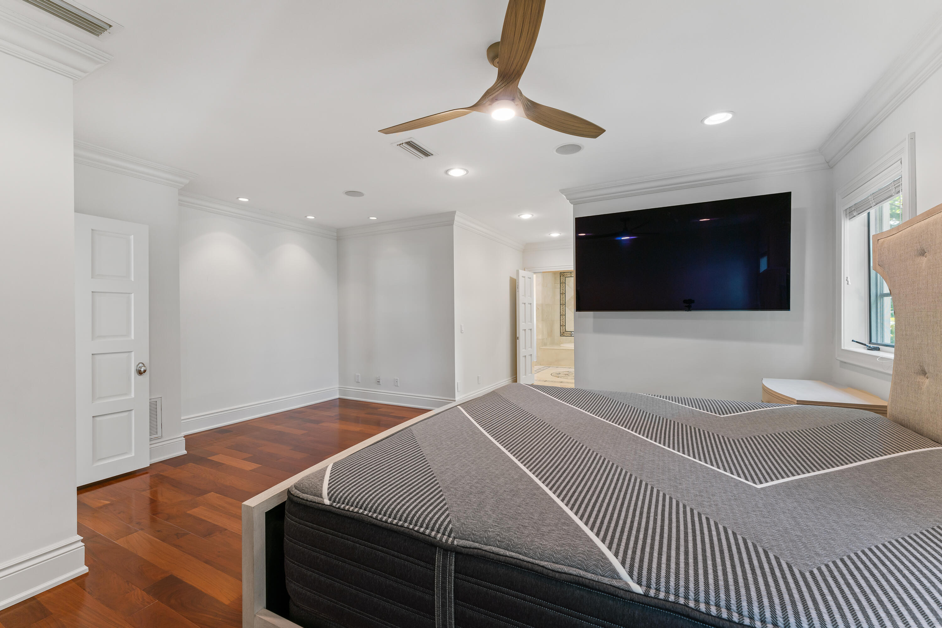 ADMIRALS COVE PAR C - Residential