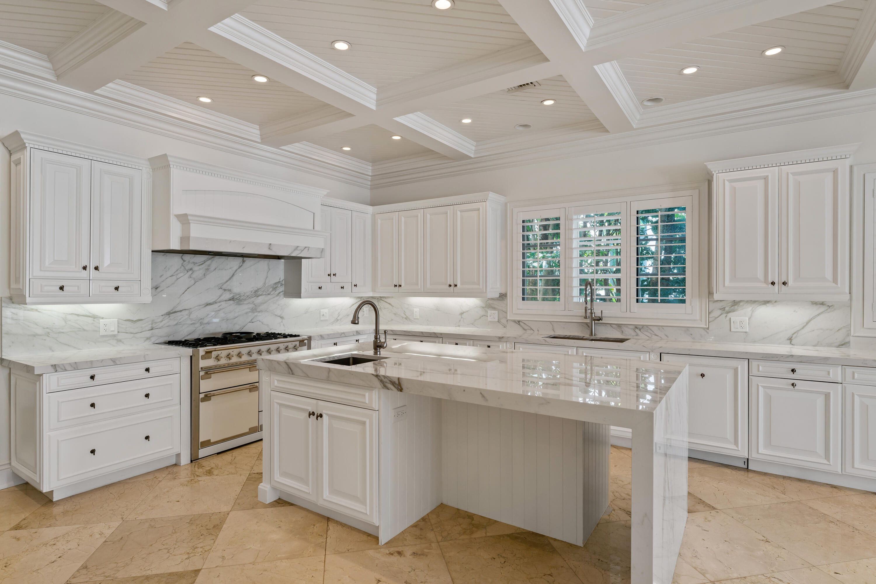 ADMIRALS COVE PAR C - Residential