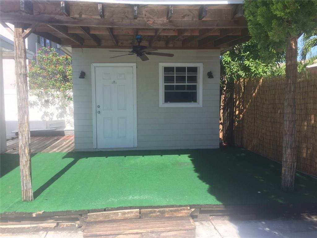 Coral Ridge County Club - Residential Lease