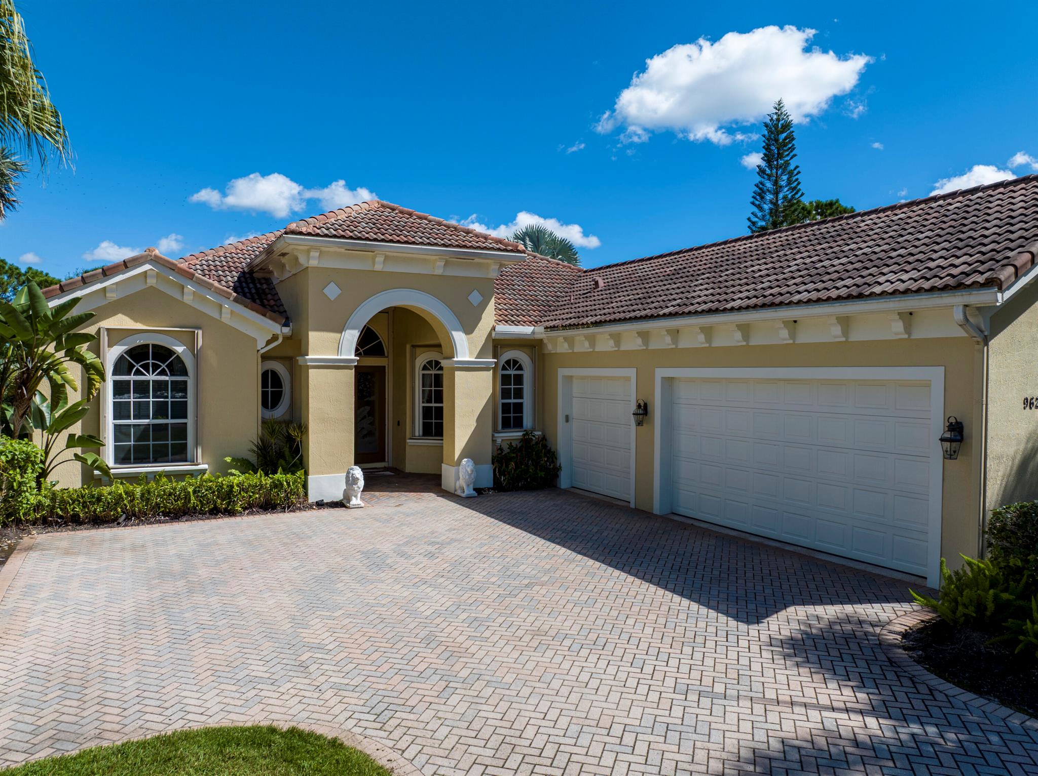 9624 Crooked Stick Lane