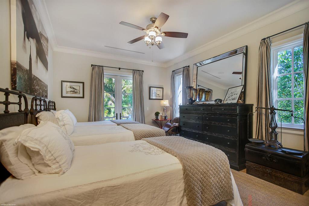 River Terrace Peninsula - Residential