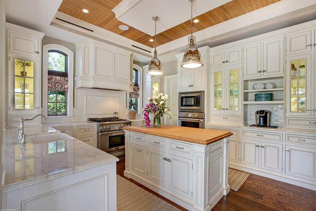 River Terrace Peninsula - Residential