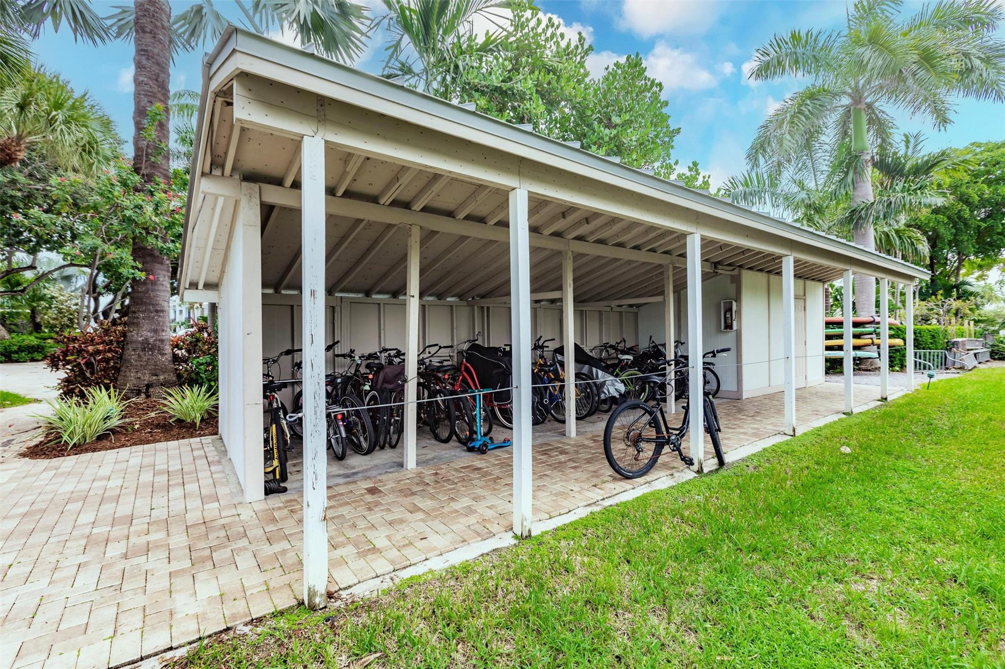 THE OCEANAGE - Residential Lease