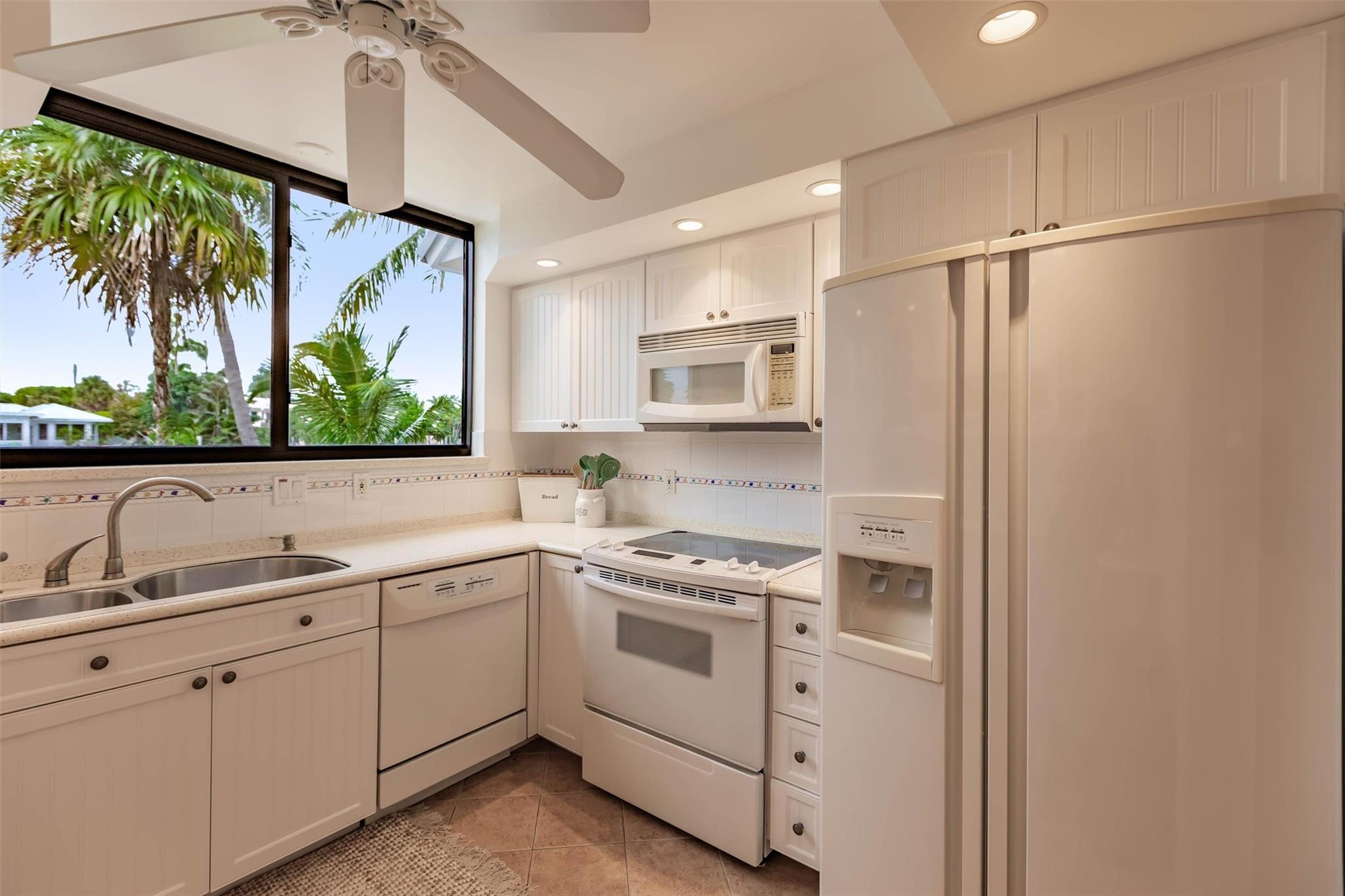 THE OCEANAGE - Residential Lease