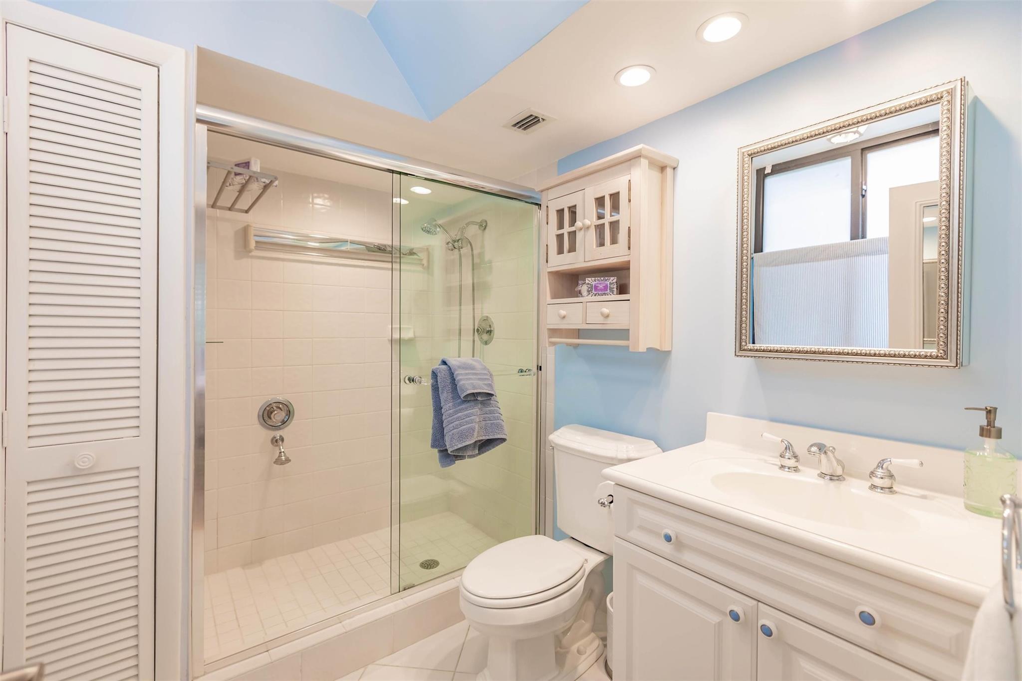 THE OCEANAGE - Residential Lease