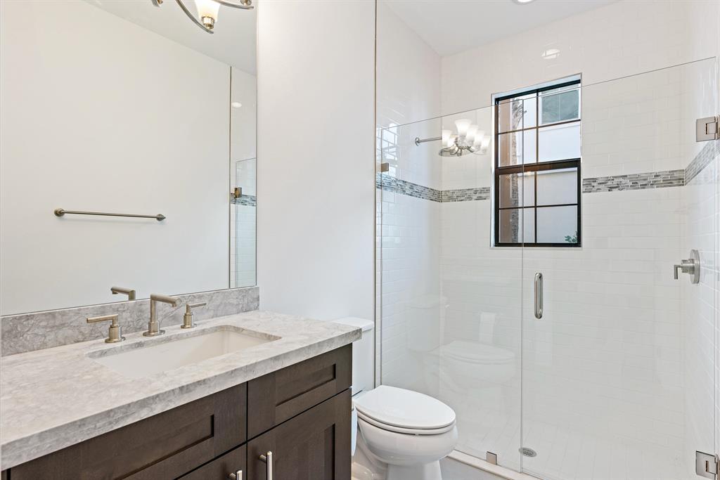 ALTON NEIGHBORHOOD 1 - Residential Lease