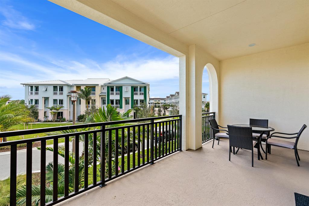 ALTON NEIGHBORHOOD 1 - Residential Lease