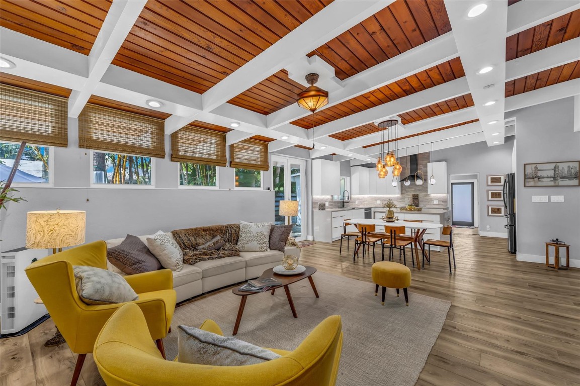 Coral Gardens Amd 32-21 B - Residential