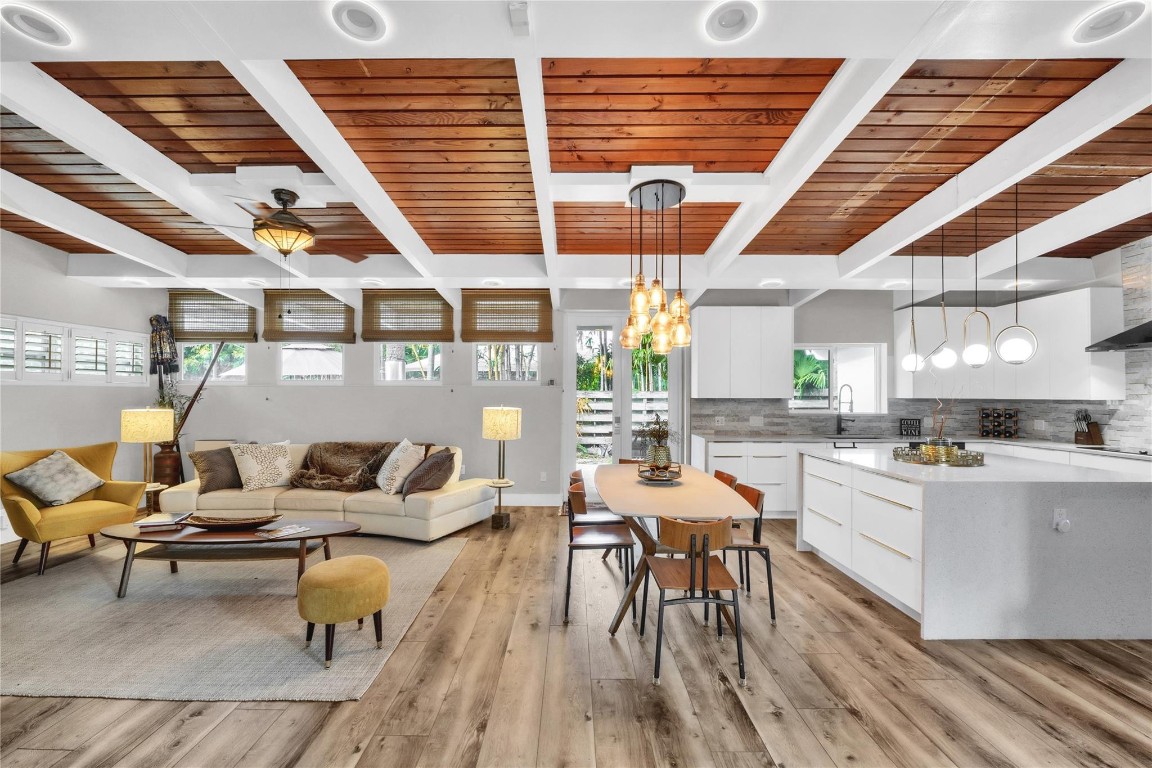 Coral Gardens Amd 32-21 B - Residential