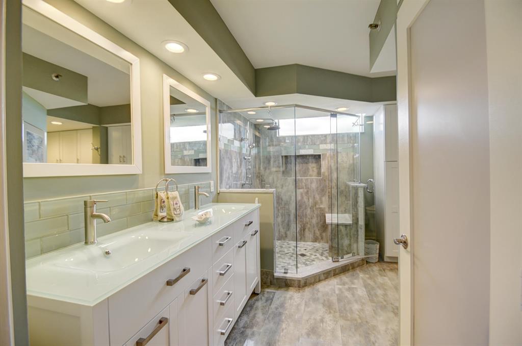 GLENEAGLES CONDO II - Residential