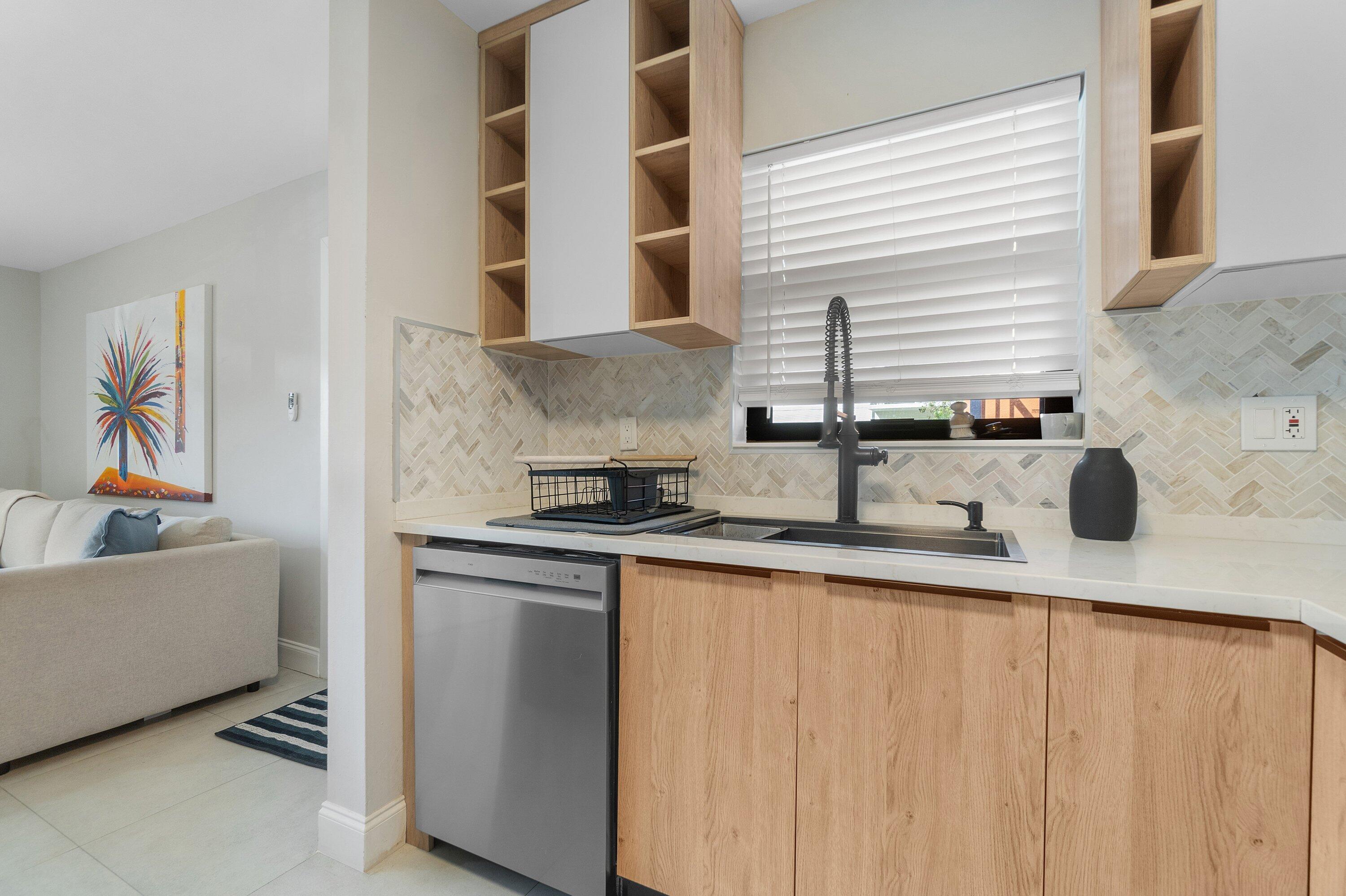 TOWN & COUNTRY ESTATES CONDO - Residential