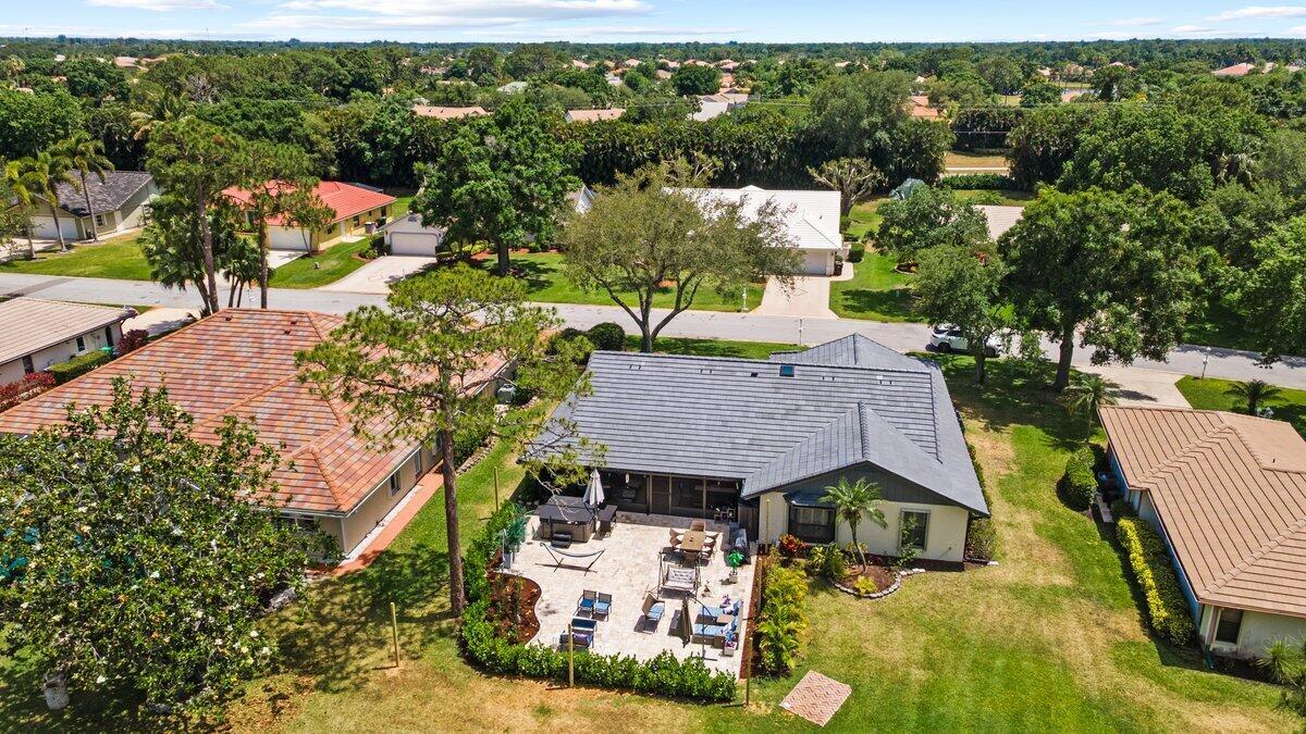 COUNTRY CLUB ESTATES - Residential