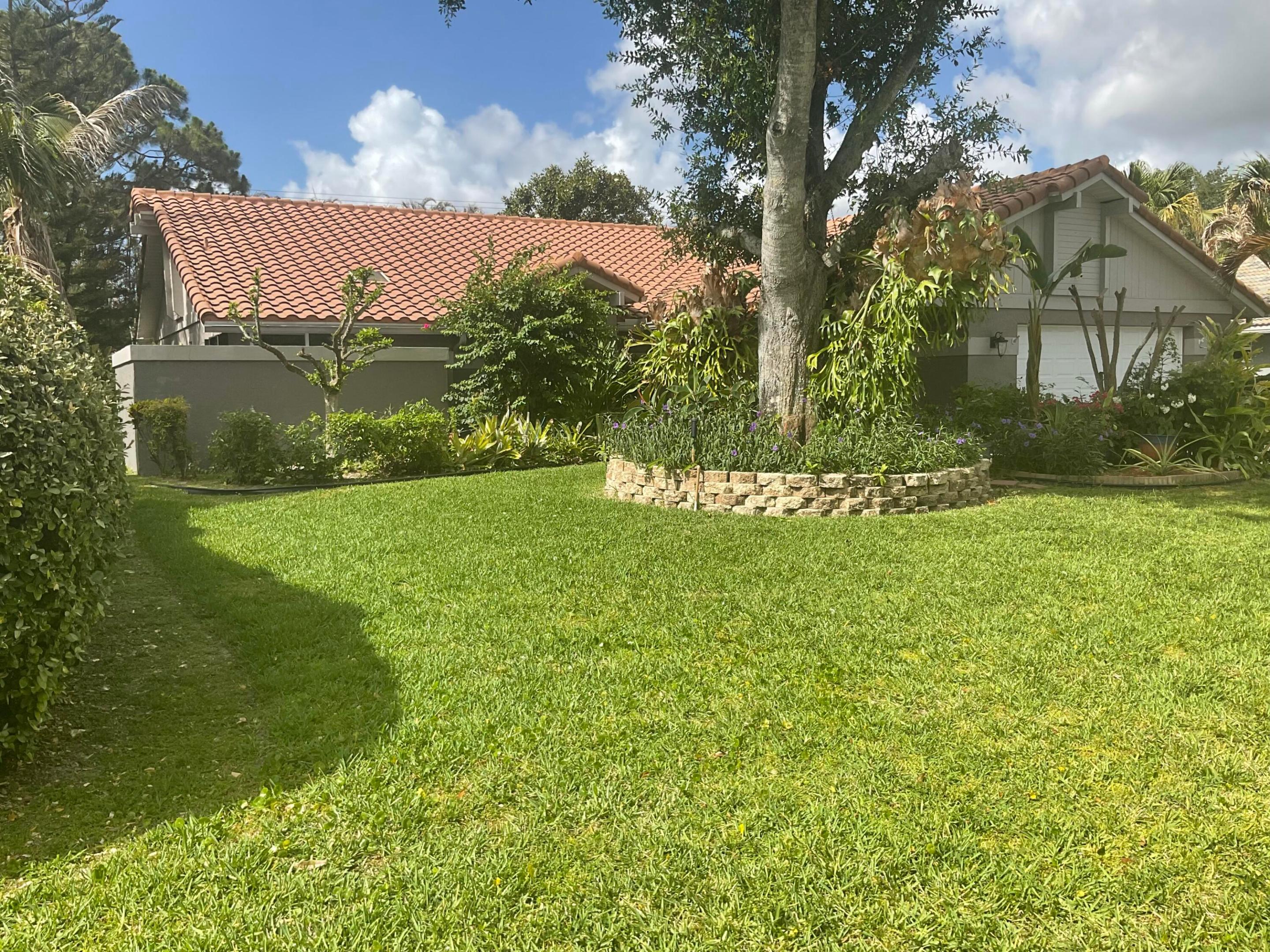 COUNTRY CLUB ESTATES PARCEL 8 PHASE 1 - Residential