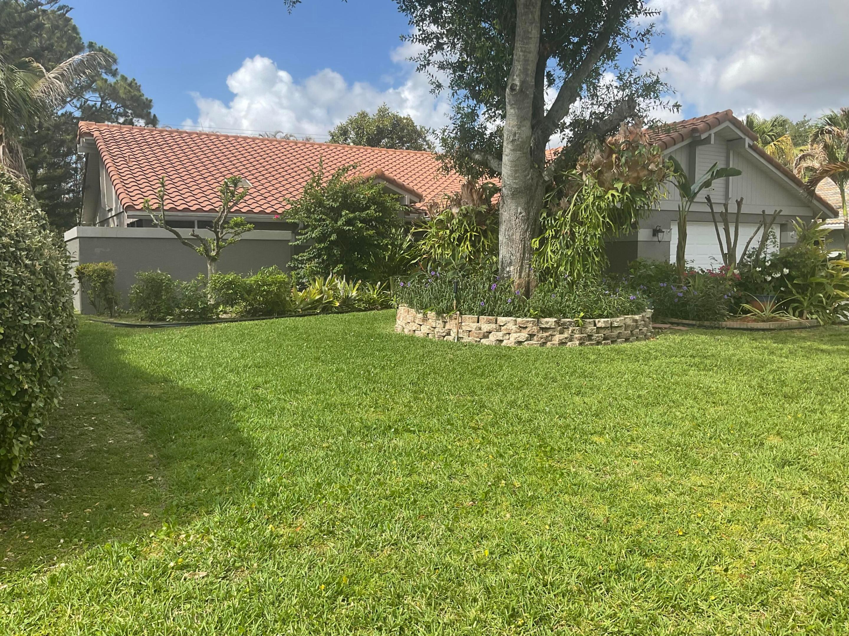COUNTRY CLUB ESTATES PARCEL 8 PHASE 1 - Residential
